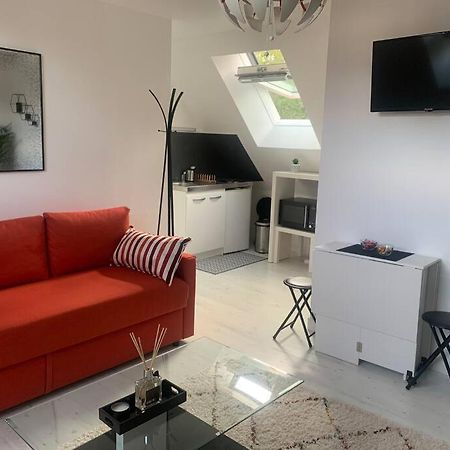 Au Nid Douillet Apartment Donnery Exterior photo